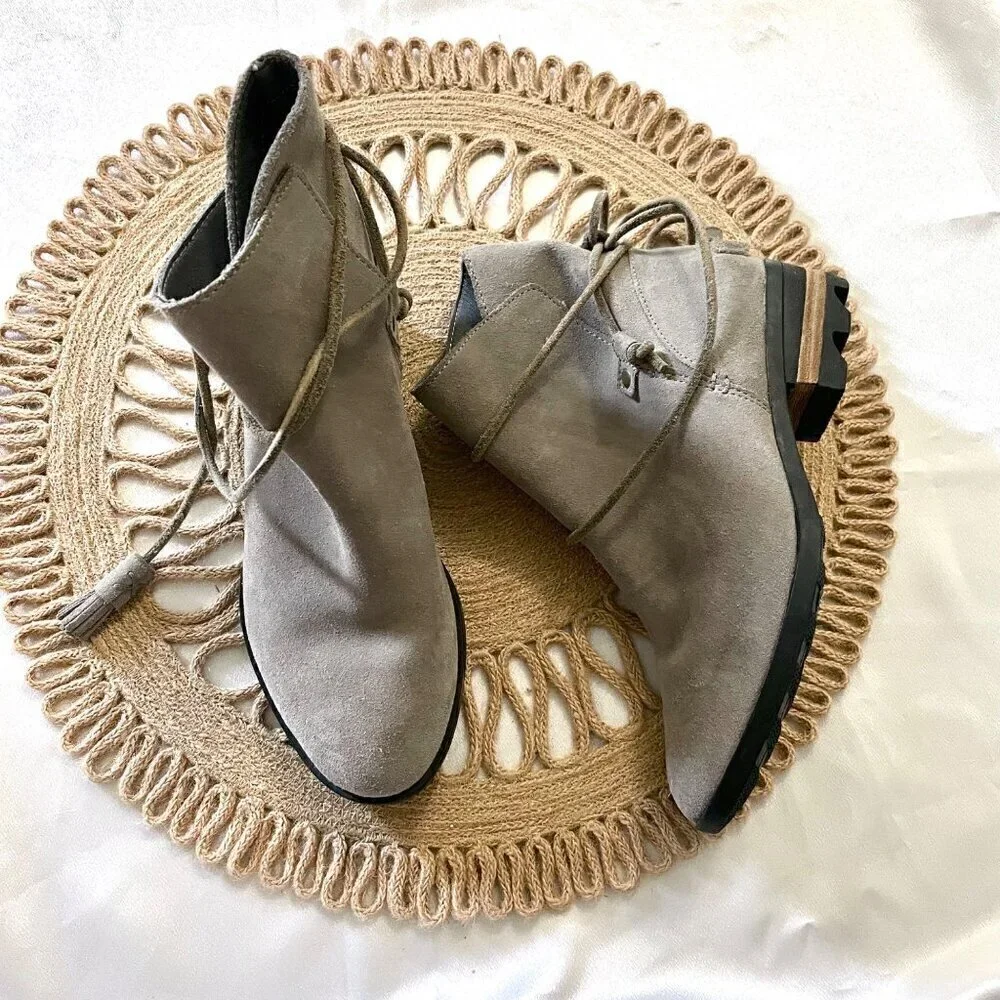Sorel Farah Short Boot in Kettle Ankle Suede Heeled NL2682-005 Women's Size 6